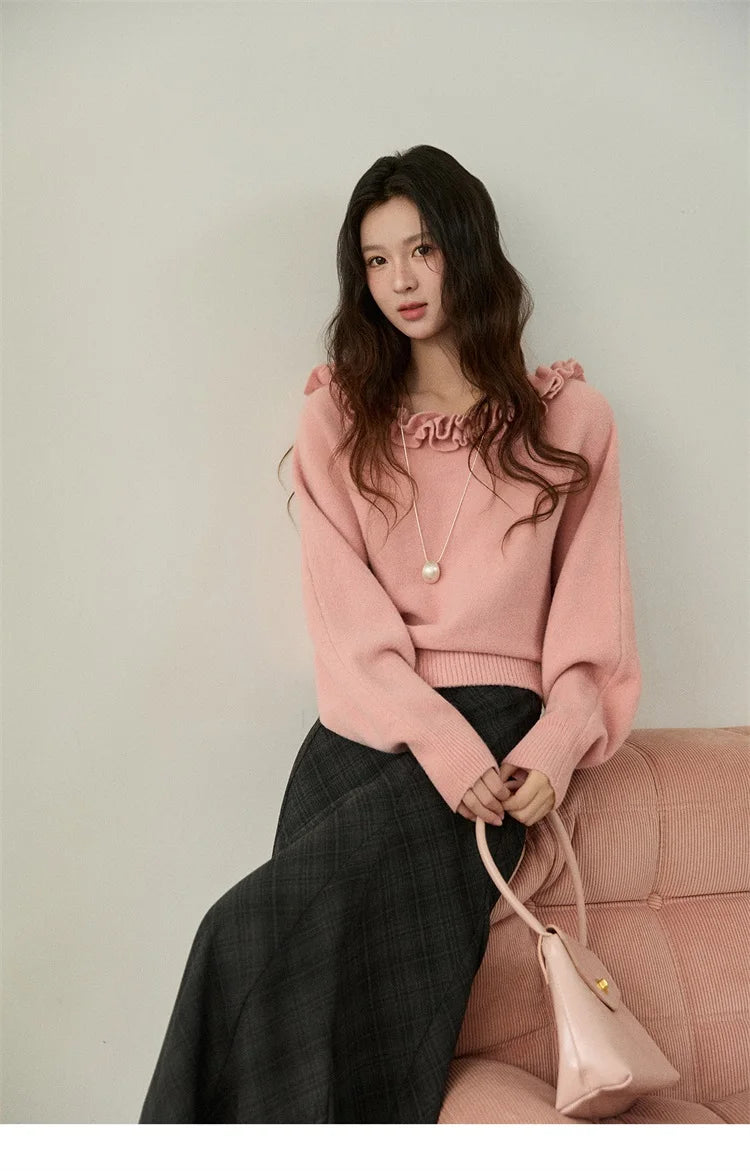 MISHOW Pullovers Women 2025 French Style Orange Lotus Edge Crew Neck Lantern Sleeves Top Slim Luxury Women's Sweaters MXE86Z2726