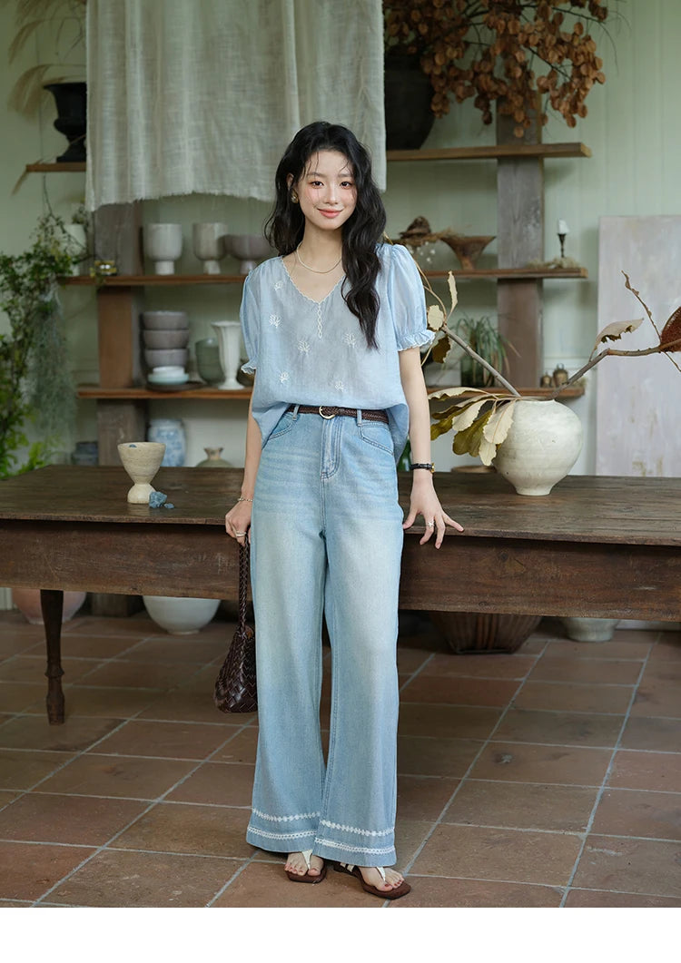 MISHOW Women's Coral Embroidery Summer Blouse 2025 New Fashion V-neck Puff Sleeve Blouse Casual Women's Clothing MXE37X1850