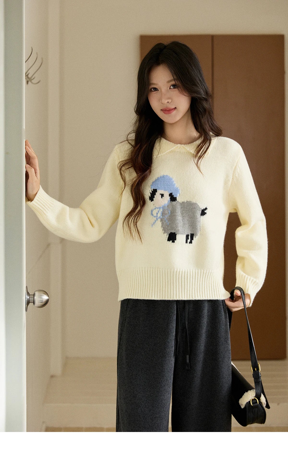 MISHOW Women's Beige White Knitted Sweater 2025 Autumn Winter Round Collar Sheep Pattern Loose Warm Pullover Sweaters MXE94Z2962