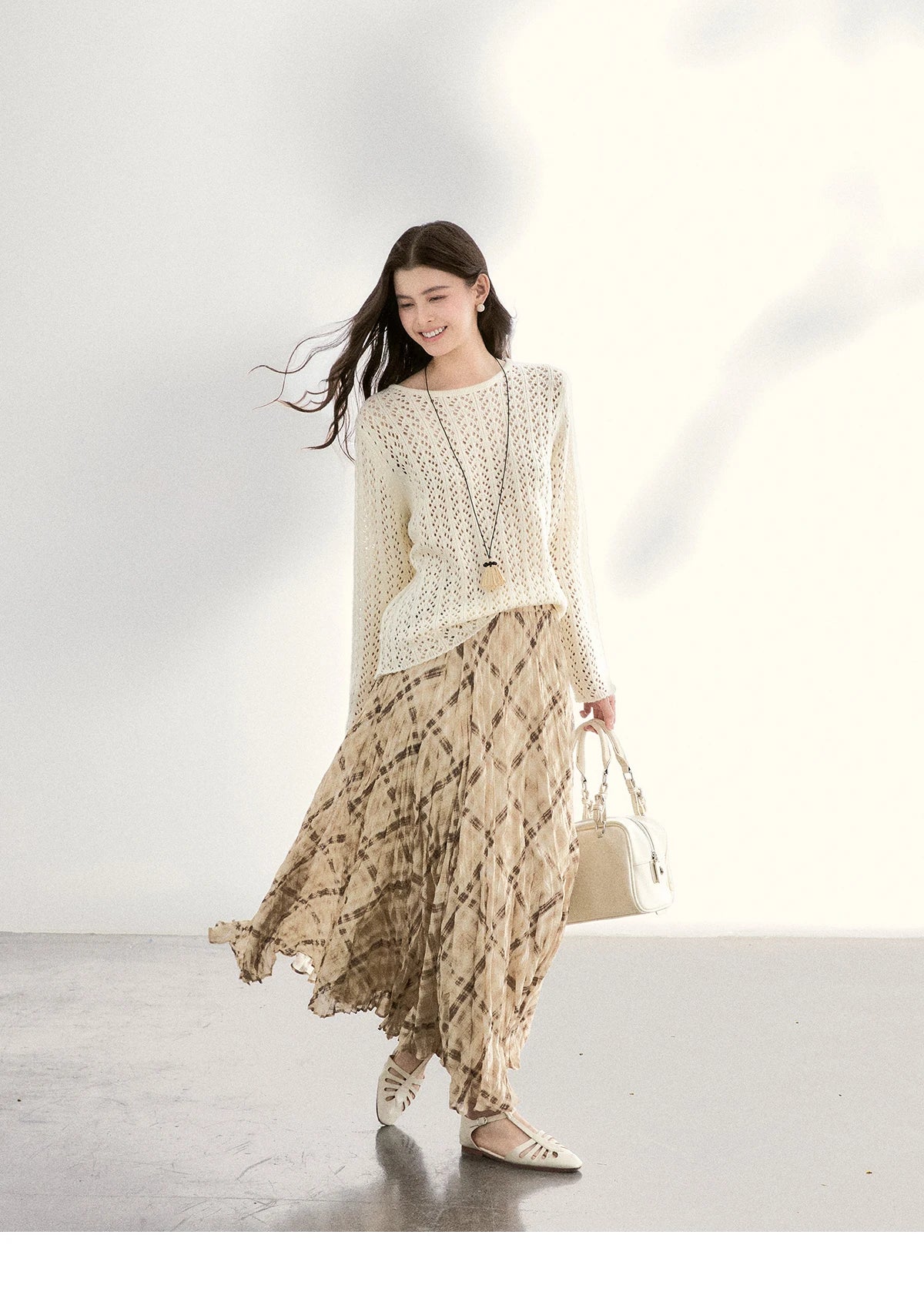 MISHOW Women's Hollow Out Knit Tops 2026 Spring Crew Neck Long Sleeve Tops Loose Casual Soft Breathable Beige Sweater MXF13Z3017