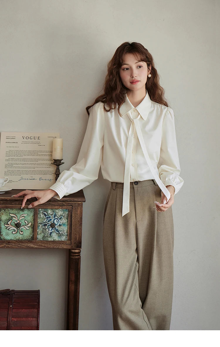 MISHOW Retro Round Neck Coats for Women Spring Autumn Pockets Loose Gold Button Single Breasted Solid Short Jackets MXC44W0072