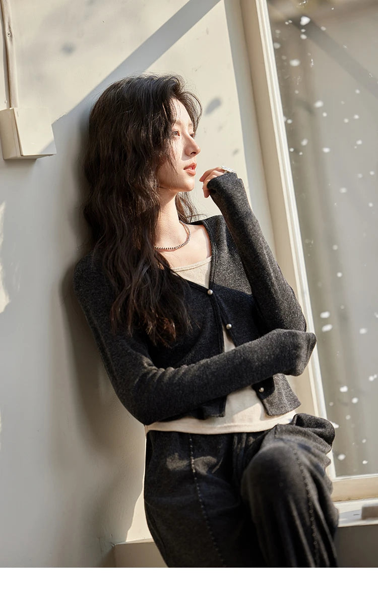 MISHOW Women Casual False Two Pieces Splicing Knit Wide-legged Pants Separately 2024 Fall Winter Elastic Waist Pants MXD35Z0877