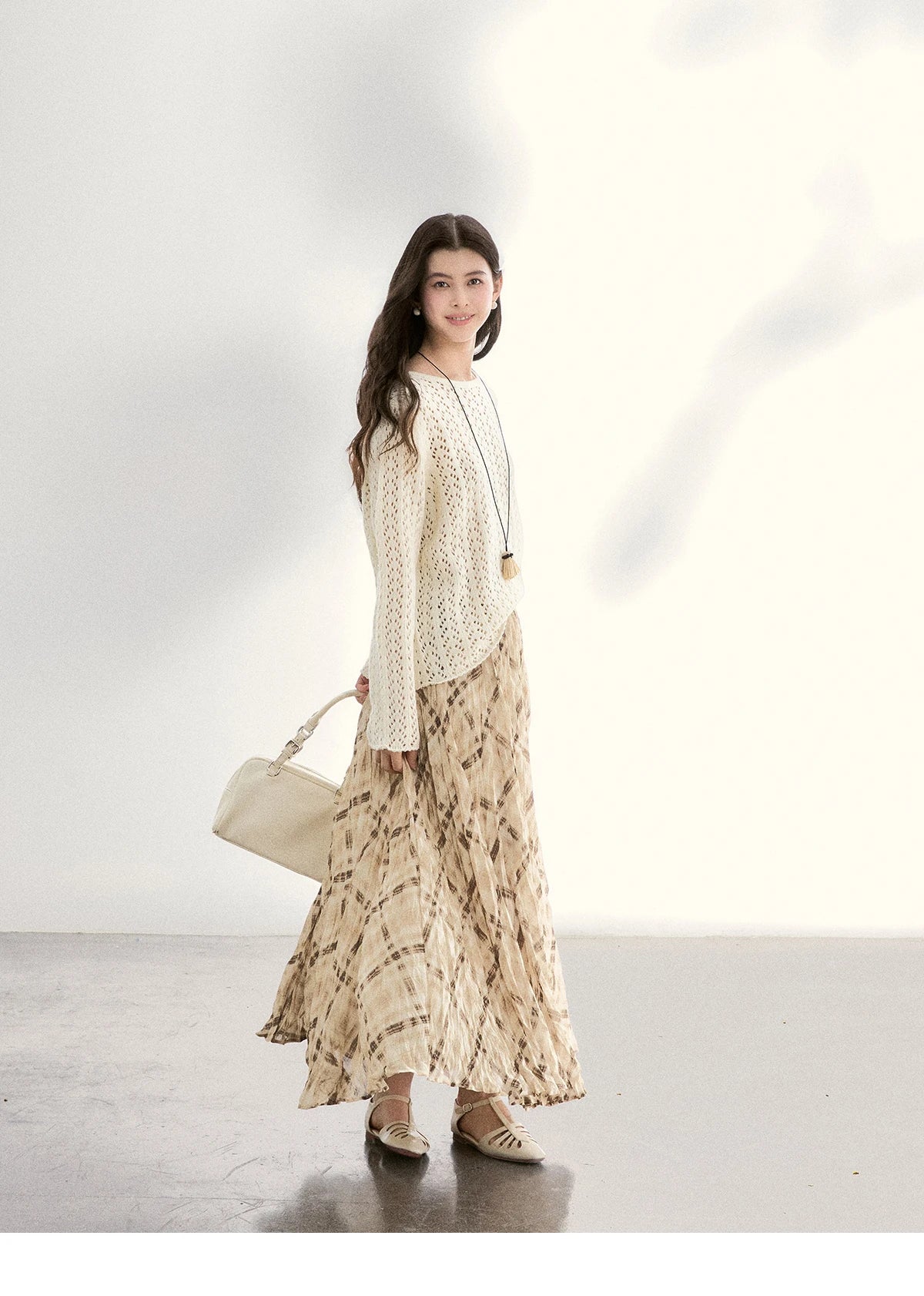 MISHOW Women's Hollow Out Knit Tops 2026 Spring Crew Neck Long Sleeve Tops Loose Casual Soft Breathable Beige Sweater MXF13Z3017