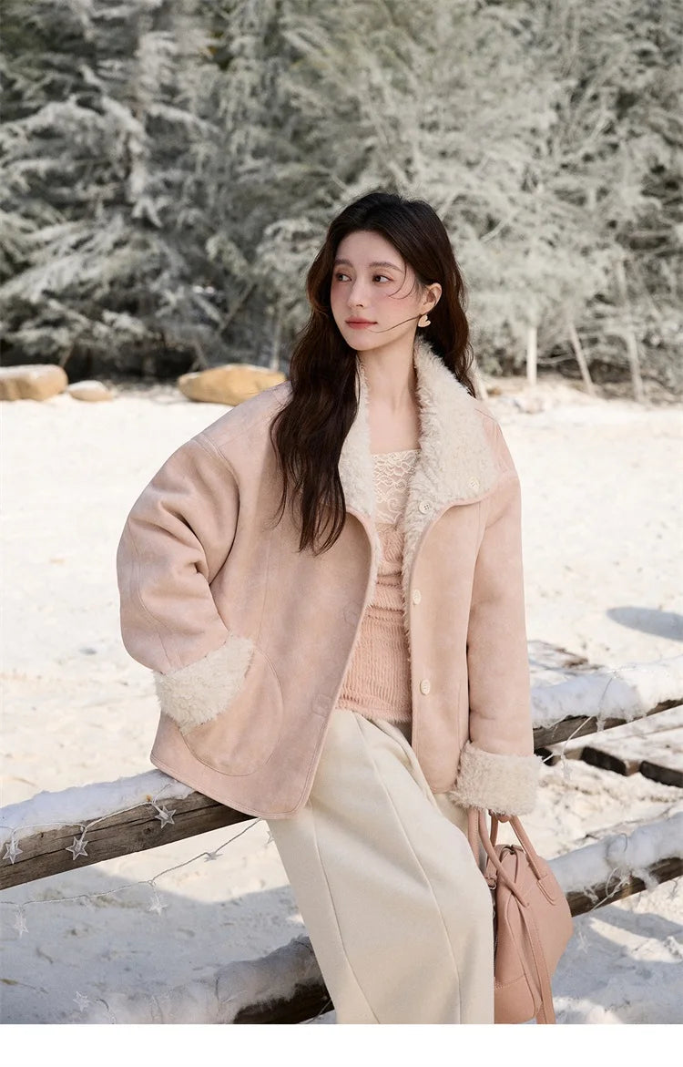 MISHOW Women's Double Sided Wearing Jacket 2025 Winter Lamb Wool Lapel Coat Warm Windproof Commuter Coat with Pockets MXE91W1015