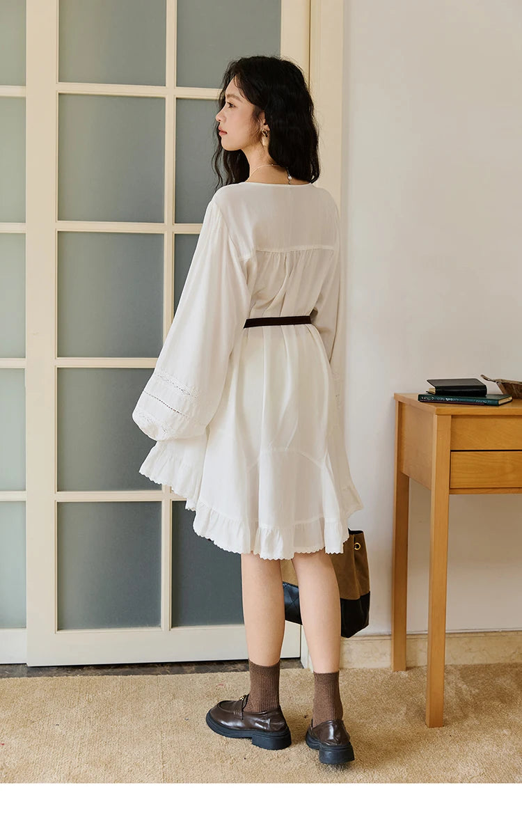 MISHOW Woman White Dress 2025 Autumn French Style O-neck Lace Ruffled Lantern Sleeves Dress Long Sleeves Party Dress MXE46L2519