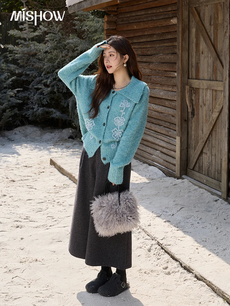 MISHOW Retro Three-dimensional Floral Jacquard Sweater for Women 2025 Autumn Winter Lapel Thickened Knitted Cardigan MXE87Z2684