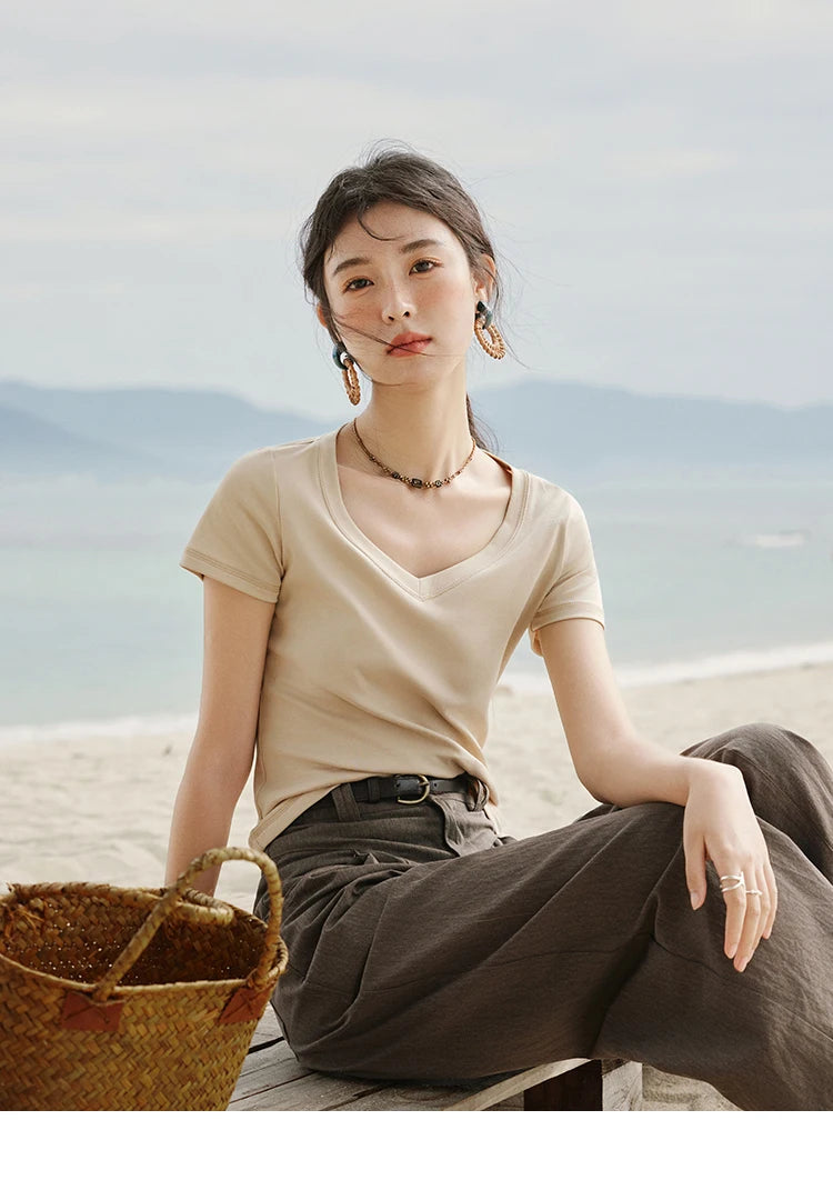 MISHOW Cotton Casual T-shirts Women New 2025 Short Sleeve V-neck Solid Versatile Shirt Female Fashion Basic Tops Lady MXE33T0519