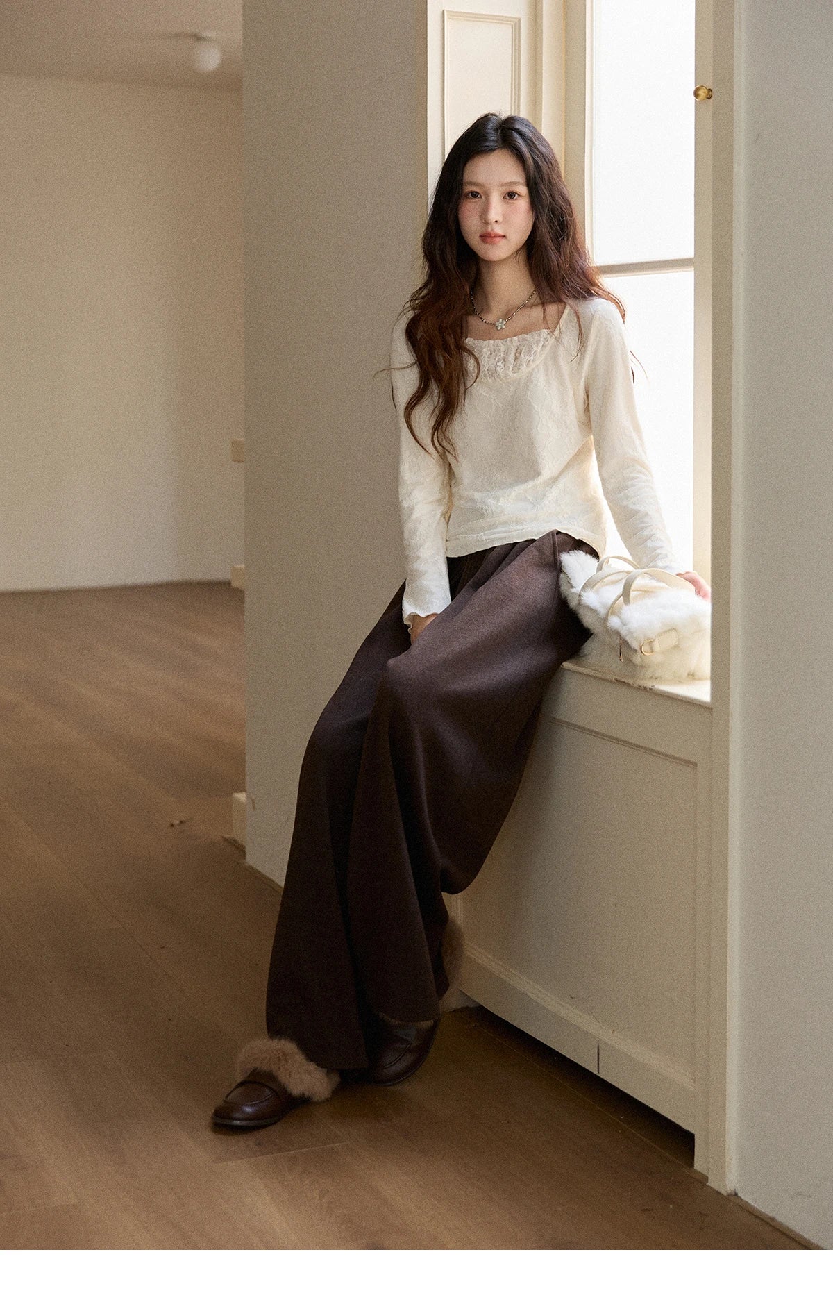 MISHOW Women Long Sleeve Tees 2025 Autumn Winter Elegant Beige Lace Patchwork Top Women Large U-neck Slim Fit Top MXE91X2514