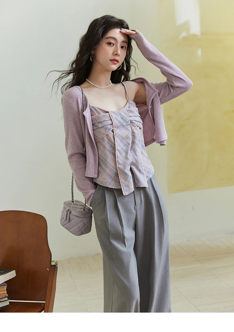 MISHOW Women's Butterfly Button Knitted Cardigan Spring 2025 Slim Fit Versatile Sweater Round Neck Sweet Solid Tops MXE11Z1104