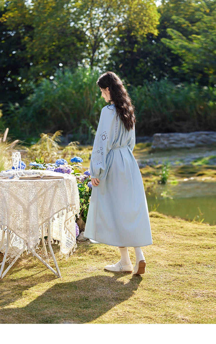 MISHOW French Hollow Lace Dress for Women 2025 Spring Vacation Slim Waist V-neck Dresses Loose Beach Fairy Dresses MXE12L2091