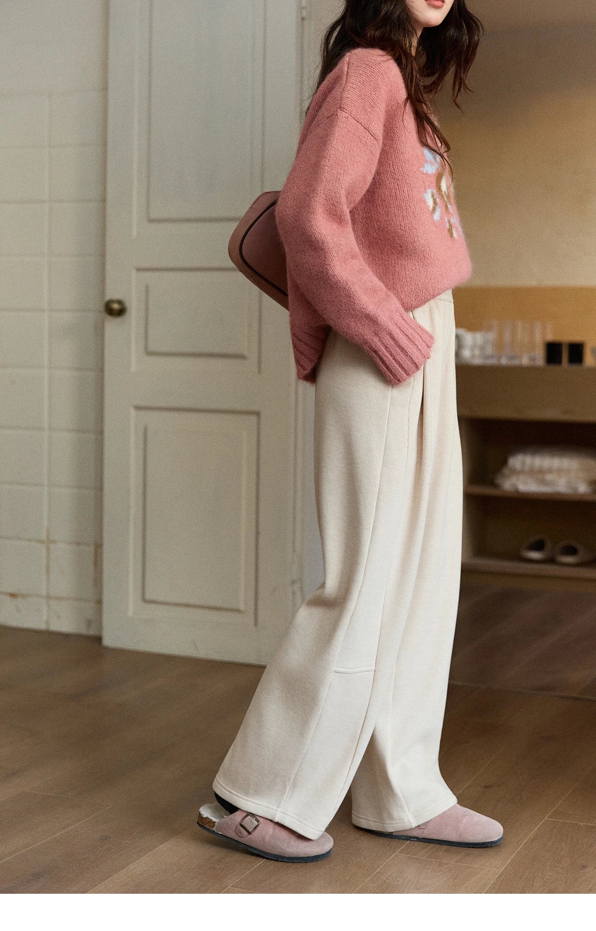 MISHOW Women's Fleece Lined Straight Knit Pants 2025 Autumn Winter Elastic Waist Casual Commute Trousers with Pockets MXE92K1131