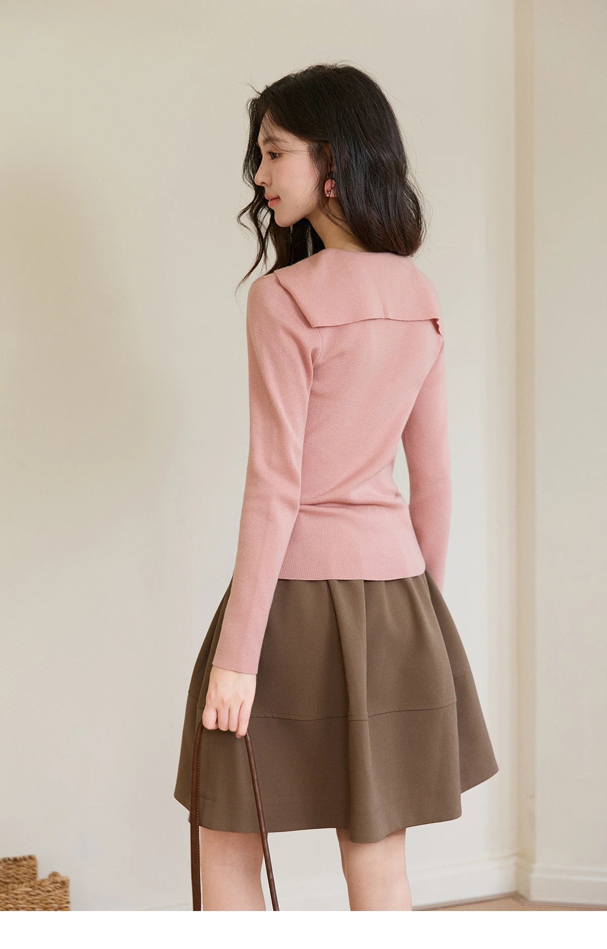 MISHOW Women's Pink V-neck Knitted Top 2026 Spring Polo Neck Detachable Paisley Scarf Thin Tops Casual Slim Sweater MXF108Z1032