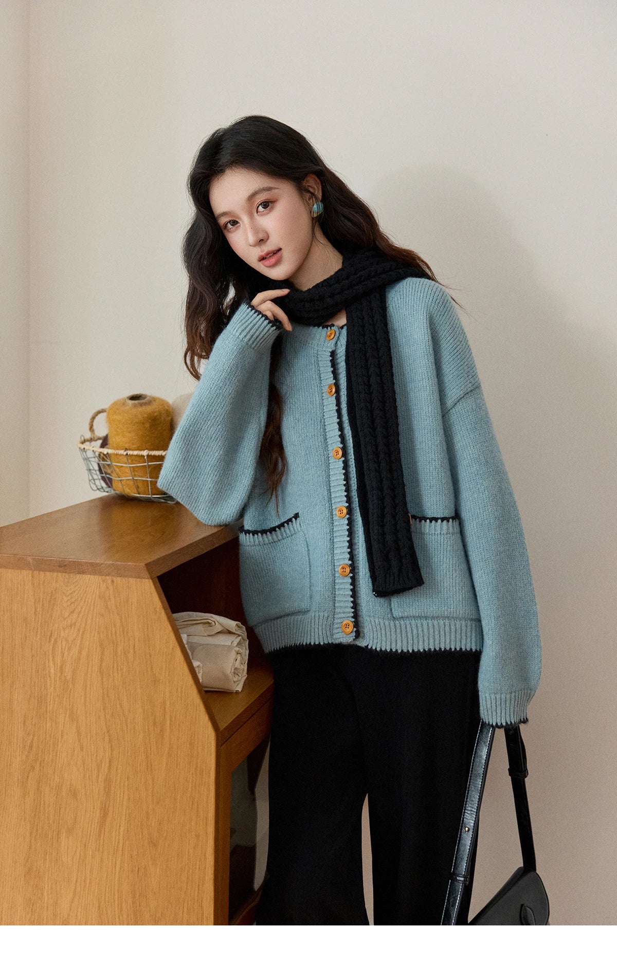 MISHOW Women's Yellow Knitted Cardigan 2025 Autumn Winter Color Collision Edge Sweater Pockets Loose Warm Casual Tops MXE94Z2973