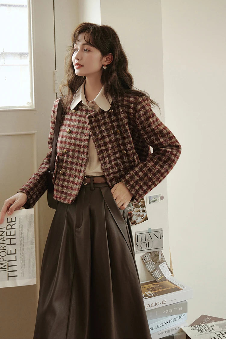 MISHOW Women's Vintage Plaid Coat 2024 Autumn French Single Breasted Crew Neck Crop Woolen Tops Office Lady Outerwear MXC48W0175