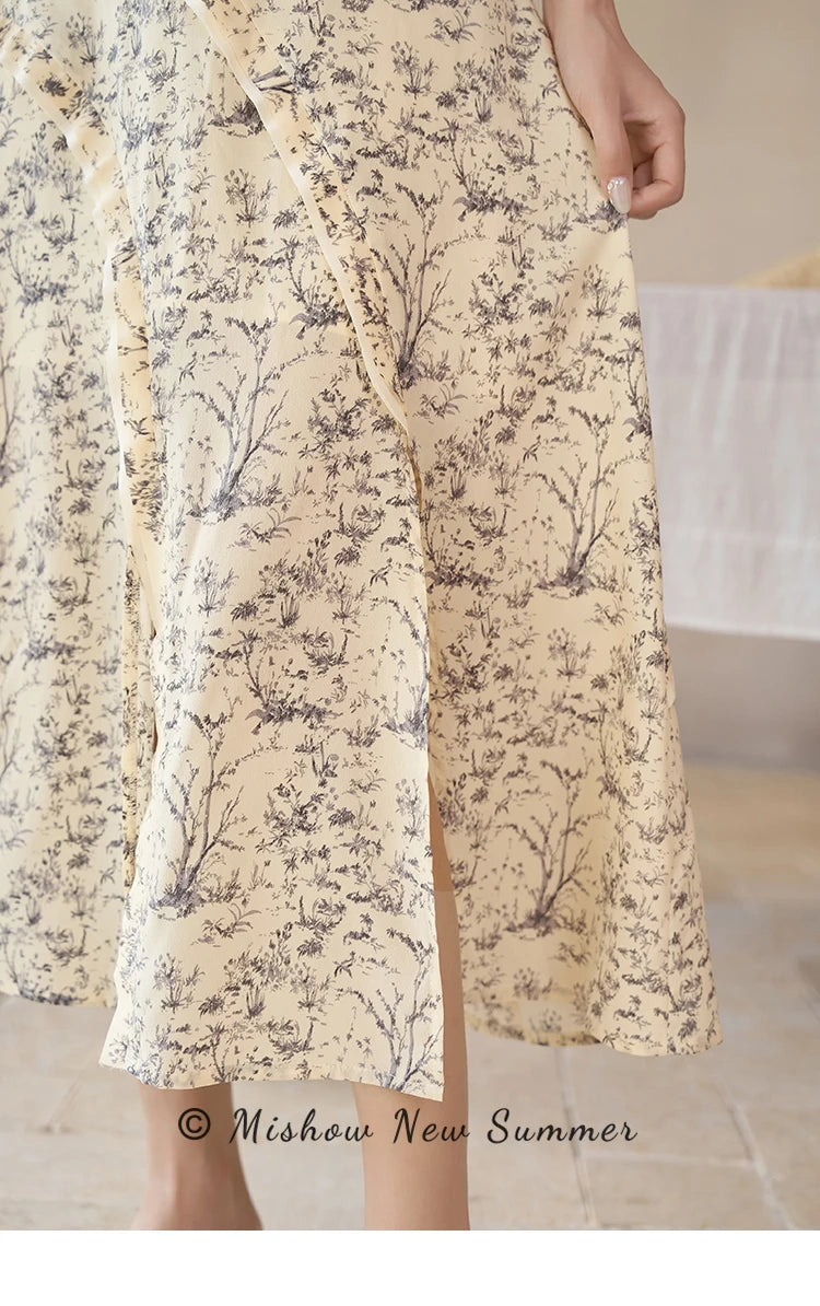 MISHOW Retro Floral Midi Skirt for Women Summer 2023 Side Split High Waist A-line Elegant Elastic Waist Long Skirts MXC37B0044