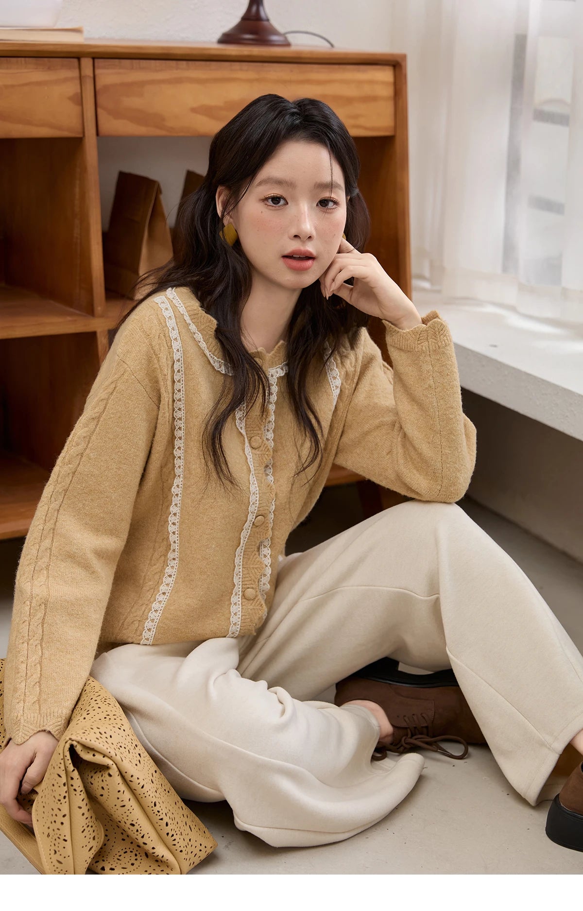 MISHOW Yellow Knitted Cardigan Ladies 2025 New Sweet Lace Stitching Cable Sweater Commute Women's Autumn Cardigan MXE51Z2546