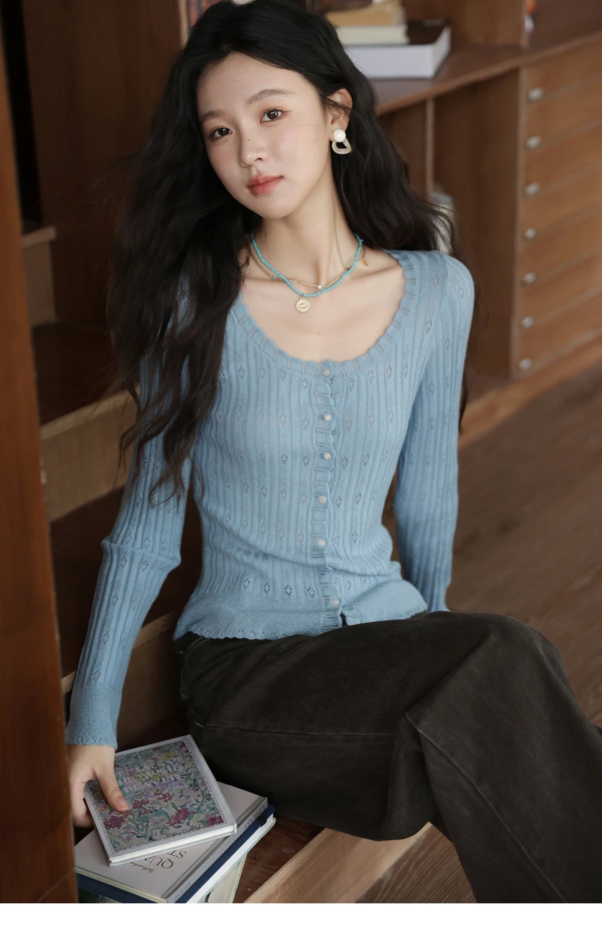 MISHOW Pit Stripe Thin Knitted Sweater for Women Autumn 2025 French Retro Round Neck Cardigan Temperament Casual Top MXE42Z1374