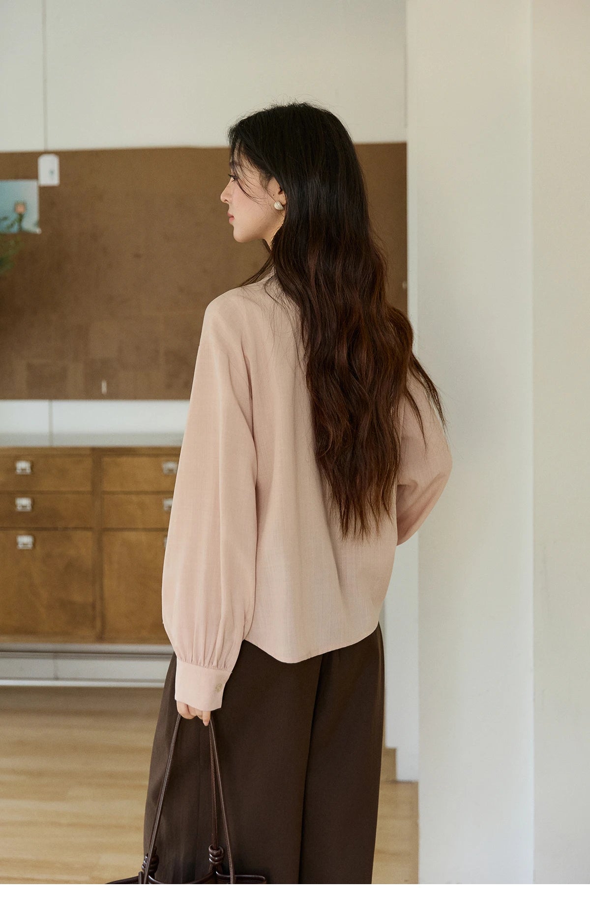 MISHOW Women's Dusty Pink Shirts Spring Plaid Tie Neck Loose Casual Shirt 100 Lyocell Lantern Sleeve Top Office Lady MXF108C0817