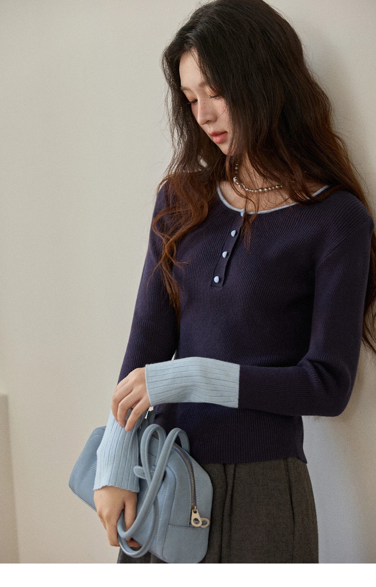 MISHOW Long Sleeves Sweater Women 2025 Winter New Retro Contrast Color Crew Neck Knit Top Comfortable Slim Sweater MXE89Z2639