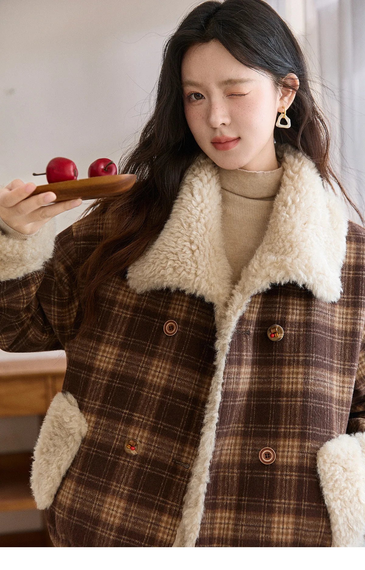 MISHOW Christmas Women's Retro Plaid Jacket 2025 Winter Large Lapel Tops Thickened Cotton-Padded Warm Short Coat MXE87W1004