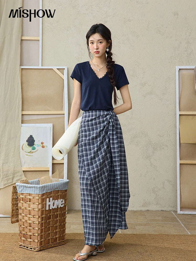 MISHOW Women's Short Sleeve T-shirt 2025 Summer Office Lady Fashion V-neck Spliced Lace Casual Tee Female Clothing MXE36T0644