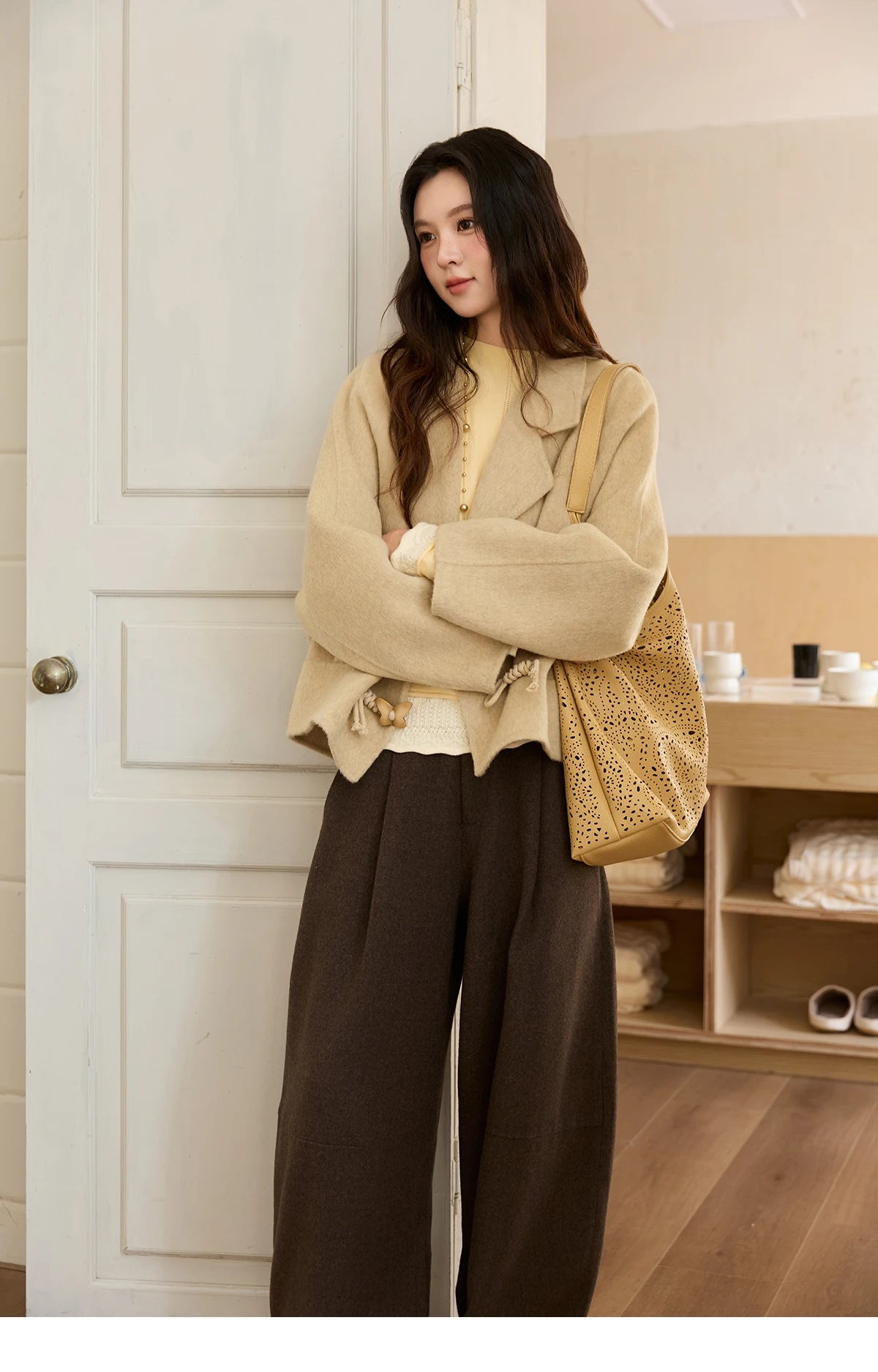 MISHOW 100%Wool Coat for Woman 2025 Winter Retro Apricot Double-faced Butterfly Button Coat Warm Long-sleeved Jacket MXE51W0887