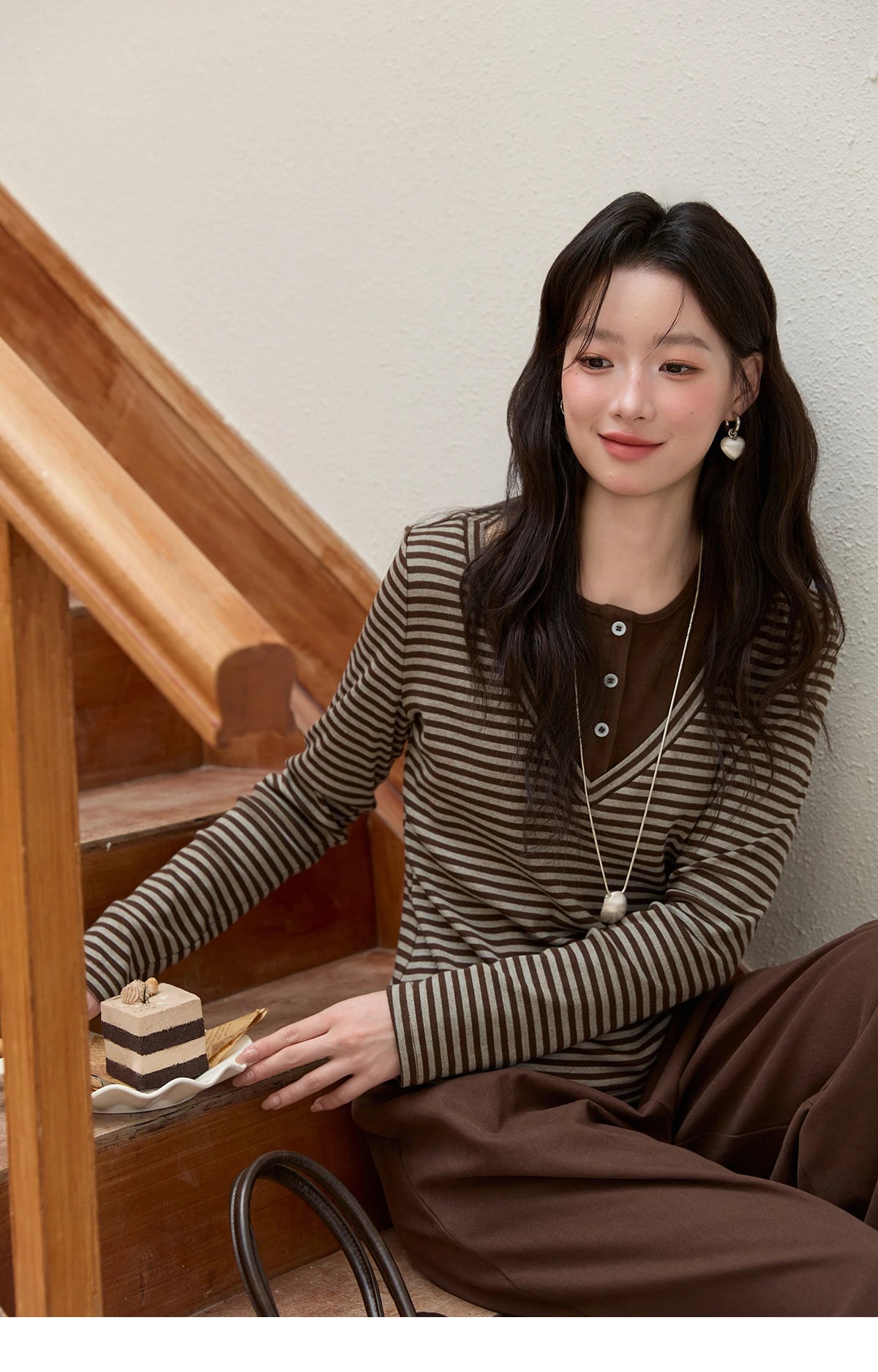 MISHOW Cotton Woman Long Sleeves Tee 2025 Autumn Winter Retro Fake Two-piece Striped Top Commute Knitted Top Ladies MXE51Z2555