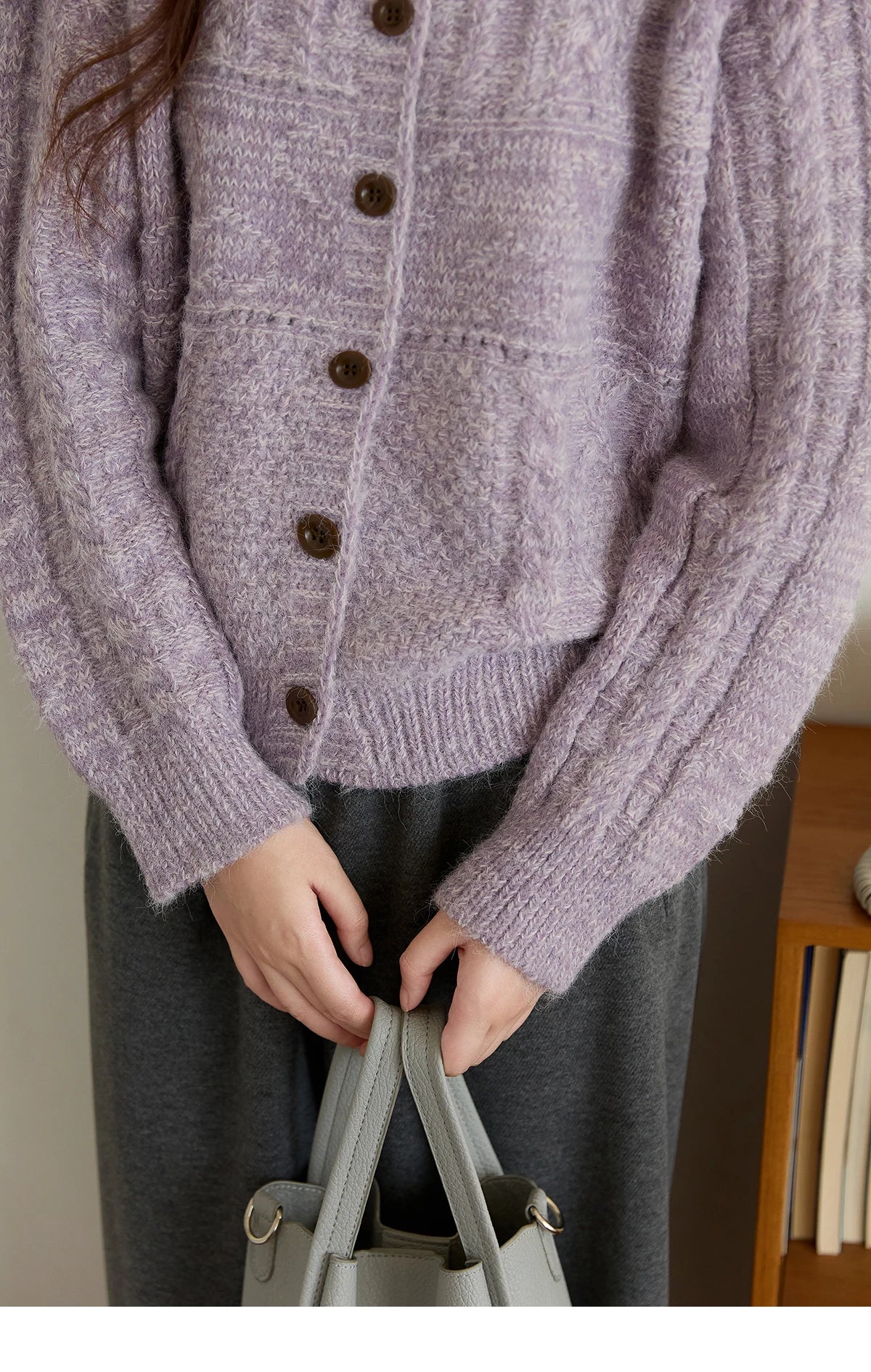 MISHOW Knitted Cardigan Women 2025 Autumn Winter Simple Turn-down Collar Loose Comfortable Single-breasted Sweater MXE48Z2611