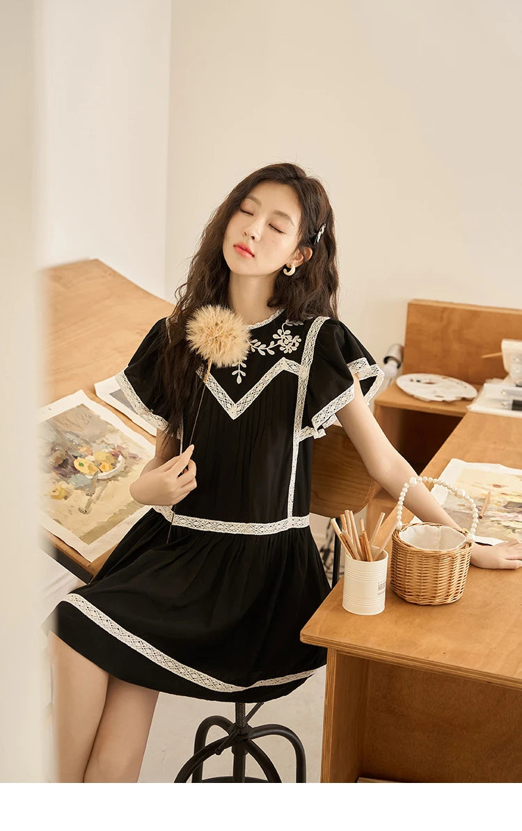Mishow Lace Embroidery Flying Sleeve Dress MXC39L1562