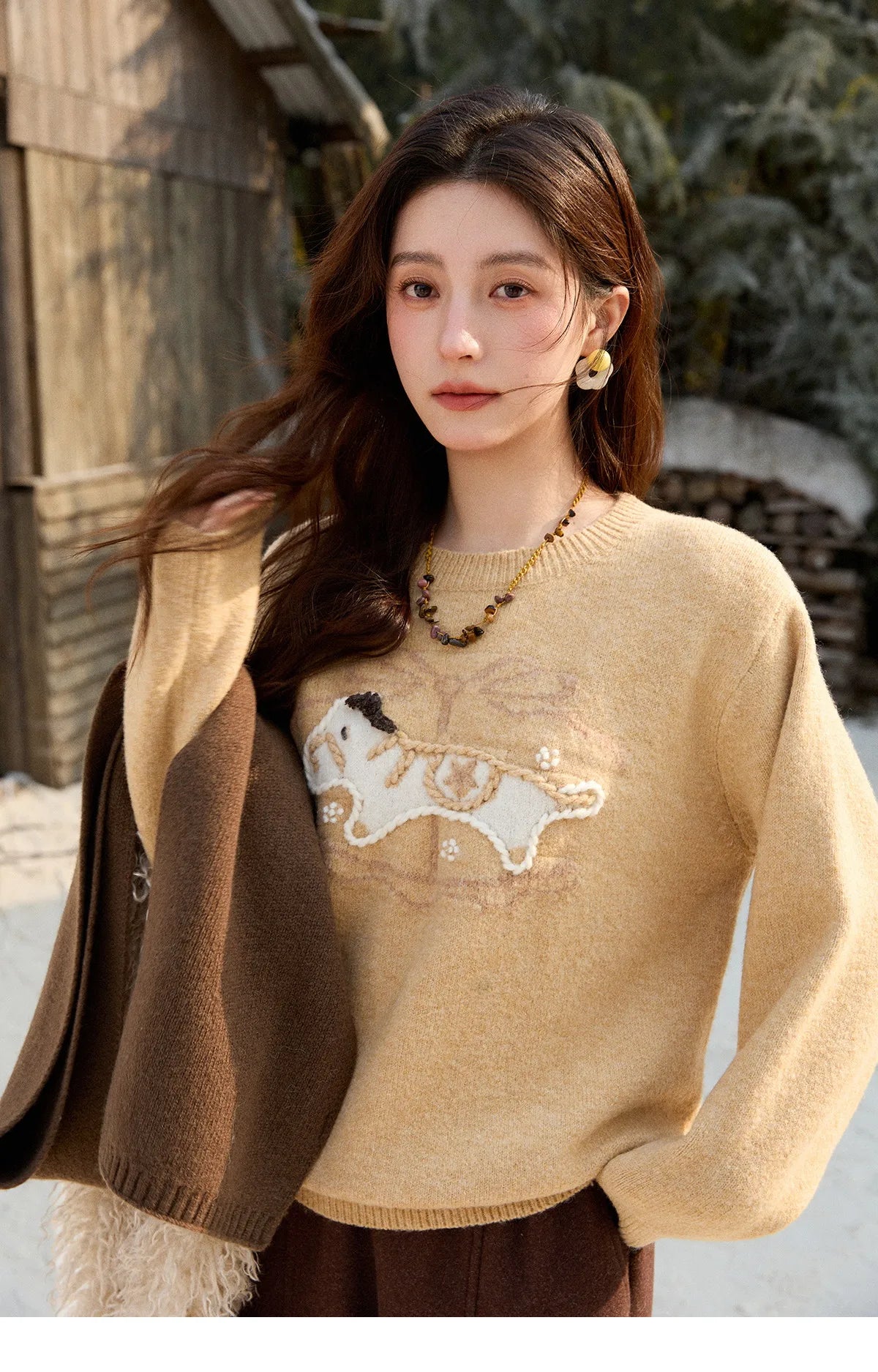 MISHOW Handmade Embroidered Jacquard Sweater for Women in Autumn Winter 2025 Thick Pony Knitted Pullover Sweaters MXE92Z2848