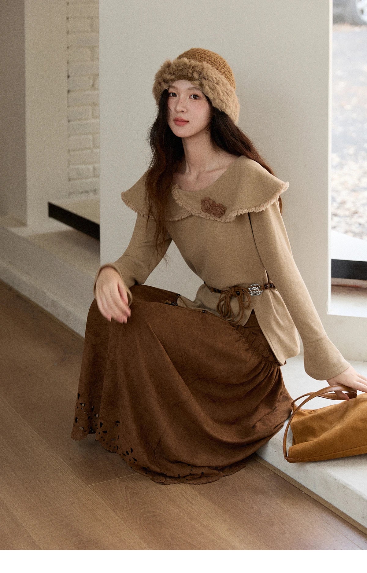 MISHOW Women's Long-sleeved Tops 2025 Winter Retro Brown Three-dimensional Flower Decoration Round Neck Knitted Tops MXE51Z2593