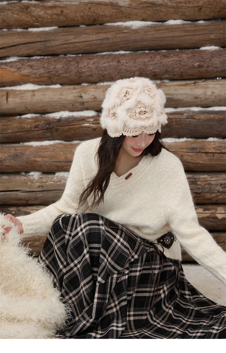 MISHOW Luxury Women Sweaters 2025 Winter Elegant V-neck Thick Pullovers Retro Ribbed Cuff Versatile Long-sleeved Top MXE87Z2755