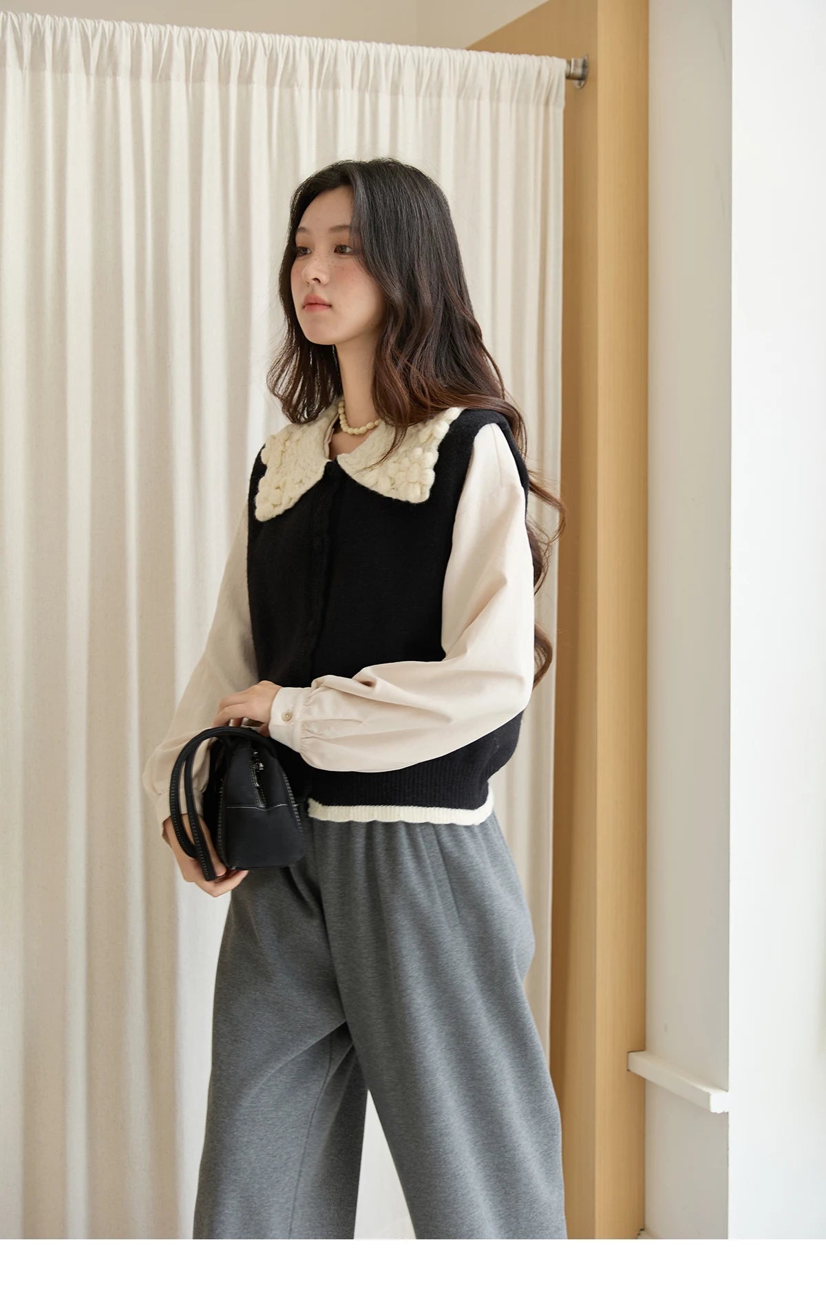 Mishow Black Peter Pan Collar Knitted Vest MXE45Z2484