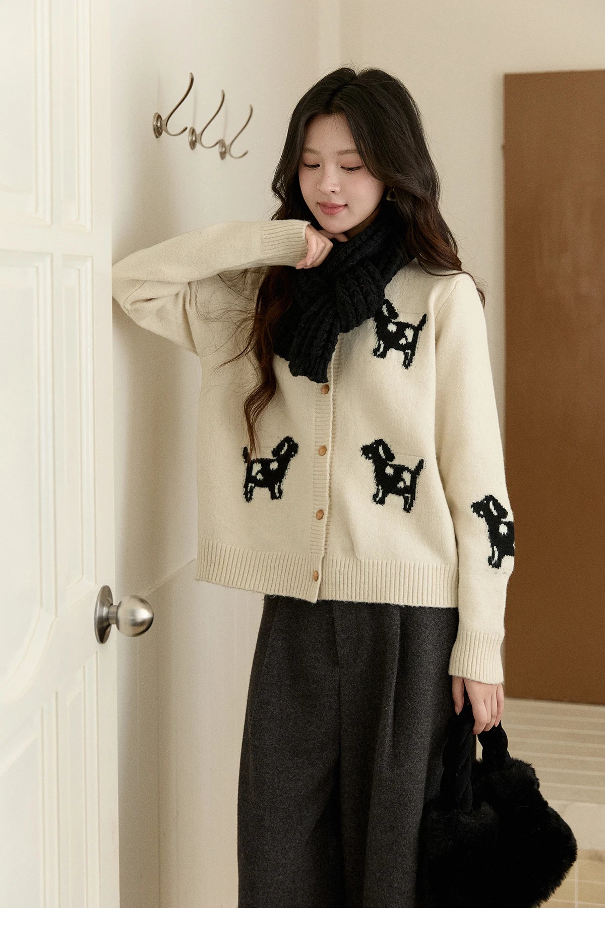 MISHOW Women's Puppy Jacquard Knit Cardigan 2025 Winter Single-breasted Crew Neck Top Warm Loose Sweaters Office Lady MXE93Z2950