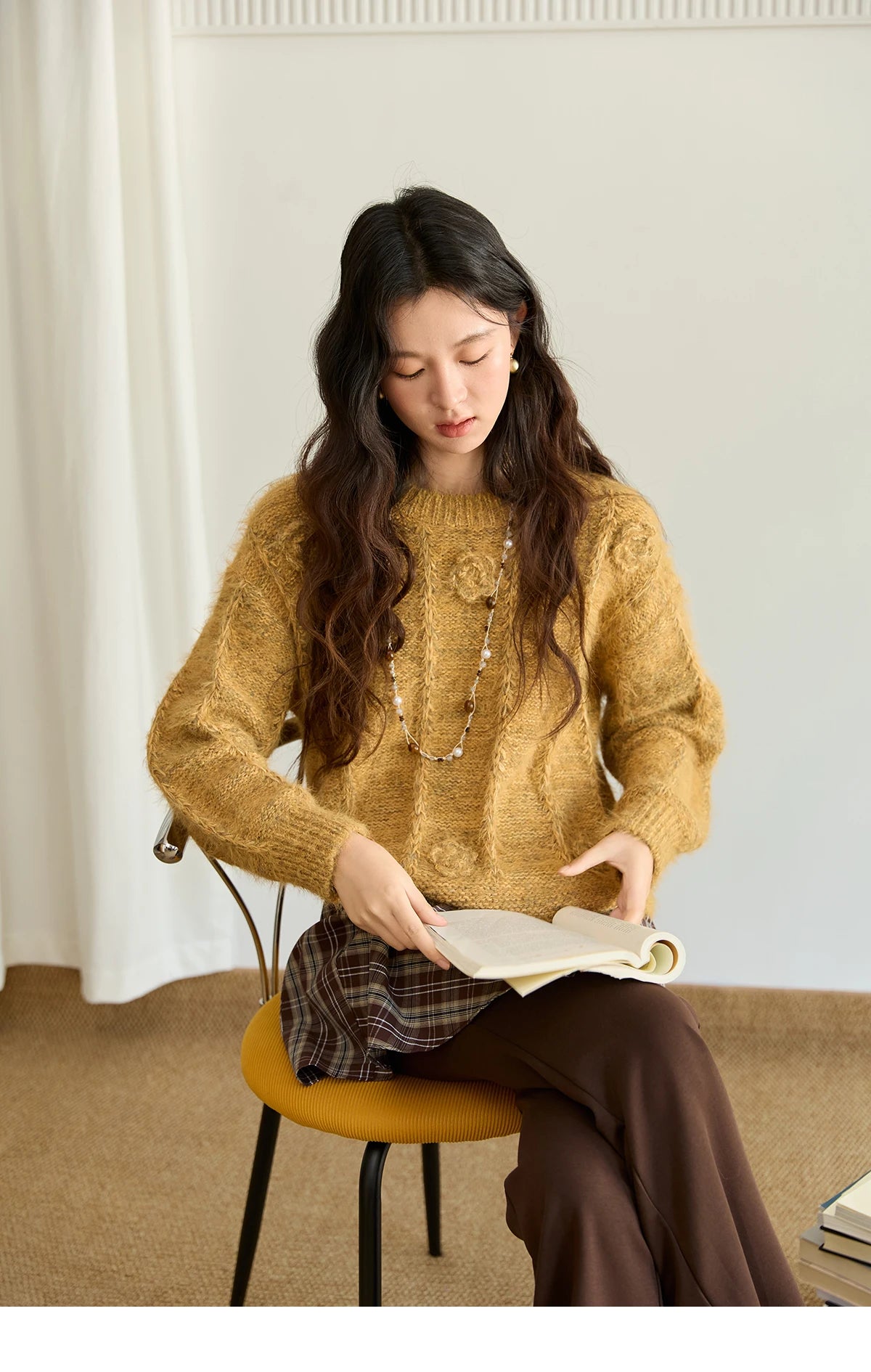 MISHOW Pretty Women's Sweaters 2025 Autumn Retro Yellow 3D Rose Embroidery Loose Casual Tops Long-sleeved Pullover MXE47Z2563