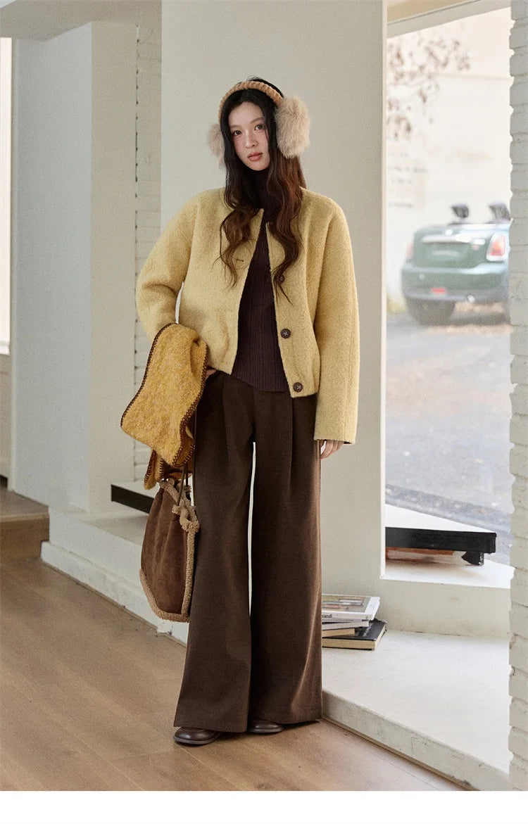 MISHOW Women's Brown Jacket 2025 Winter Retro Warm Round Neck Wool Quilted Coat Commute Short Loose Thick Coat Woman MXE87W0935