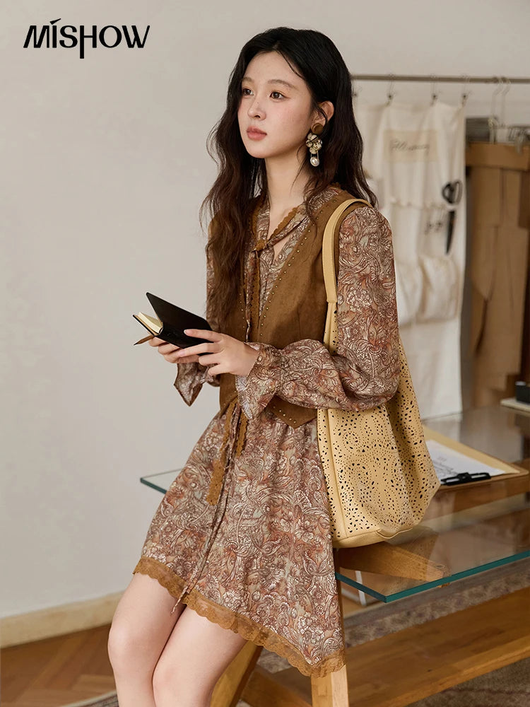 MISHOW Suede Vest Jacket for Women 2025 Autumn French Vintage Sleeveless Thin Vest Coat Rivet Design V-neck Vests MXE46L2518