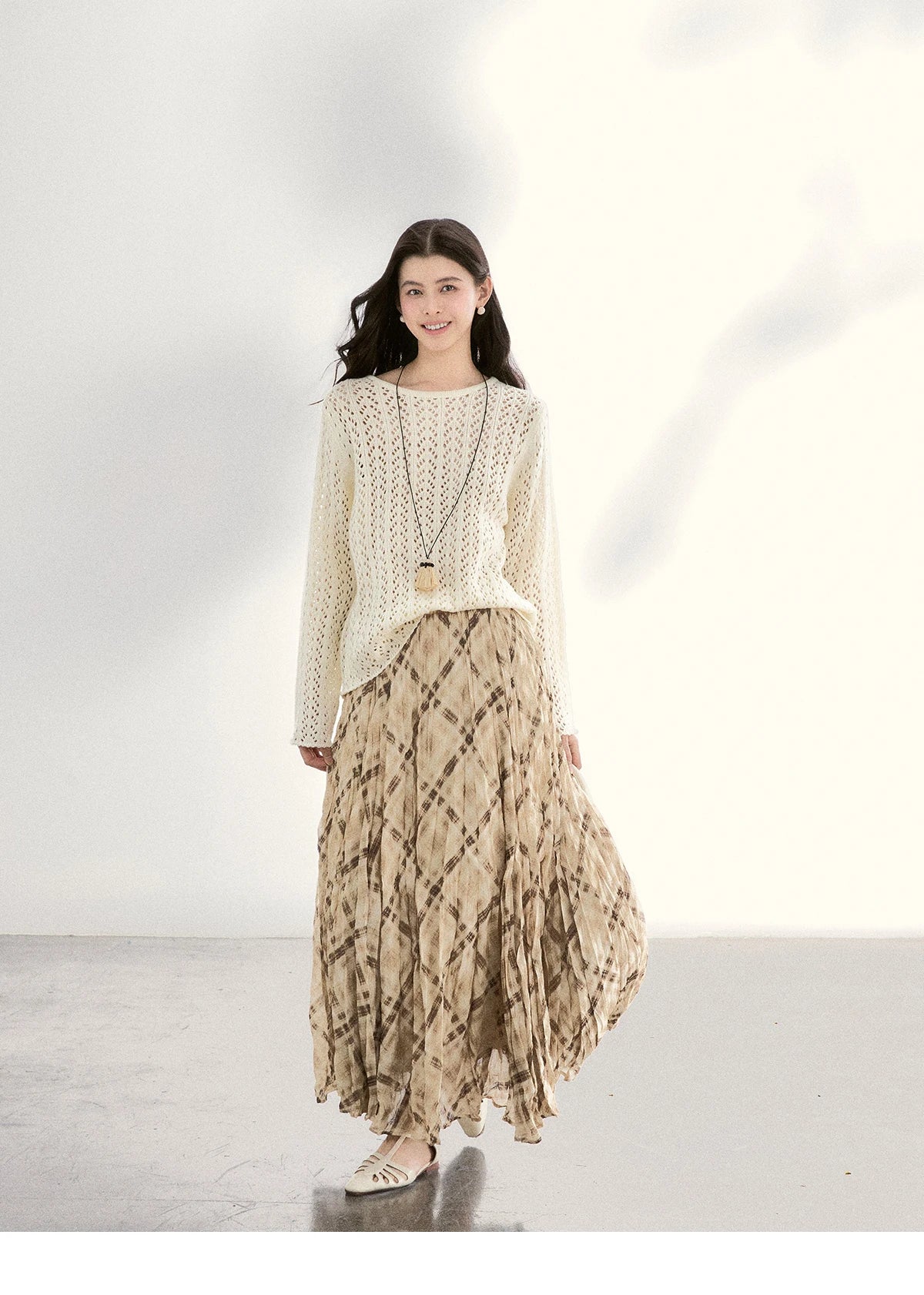 MISHOW Women's Beige Plaid Maxi Skirt 2026 Spring High Waist Flowy A-Line Skirts Elastic Waist Casual Chiffon Skirt MXF108B0769