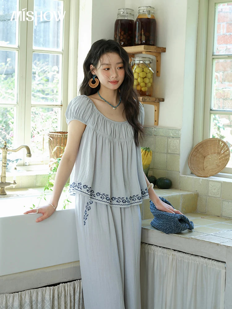 MISHOW Women's Two Piece Set 2025 Summer New Embroidery Flower Round Neck Blouse Fashion Pocket Wide Leg Pants Set MXE39T0669