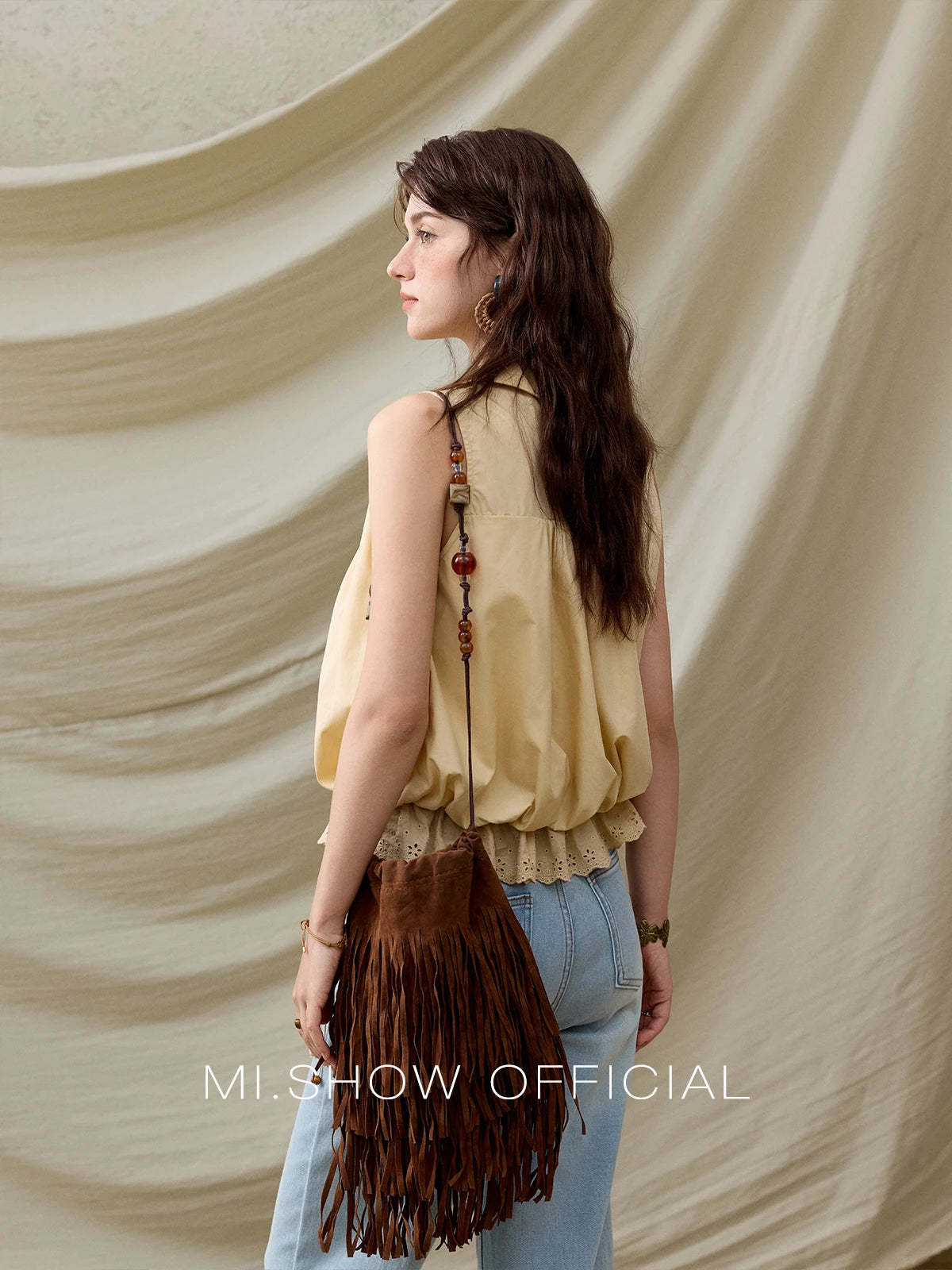 MISHOW Office Lady New Blouse Women Summer New Sleeveless Turn-down Collar Hollow Lace Shirts Female Slimming Fashion MXE31X1760