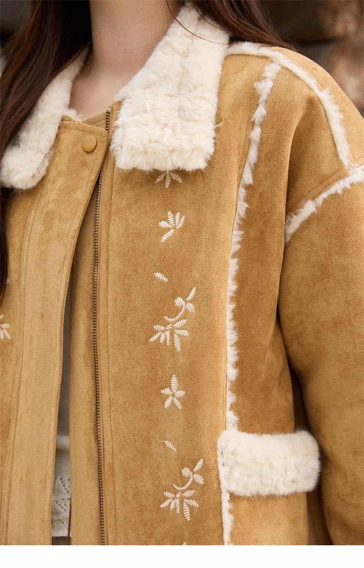 MISHOW Woman Elegant Jacktes 2025 Winter Floral Embroidered Fur Sheath Coat Retro Commute Plush Lapel Warm Short Coat MXE87W0918