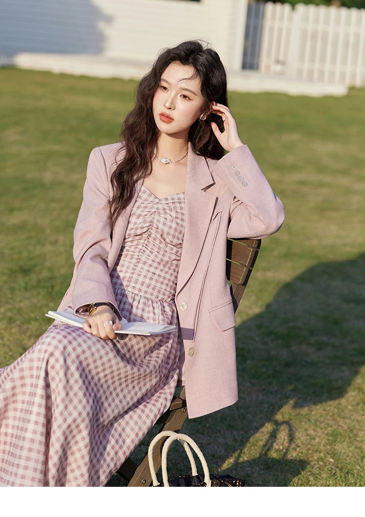 MISHOW Blazers for Women Spring 2025 Shoulder Pads Back Hem Slit Bow Coat Temperament Solid Single Breasted Blazer MXE13W0706