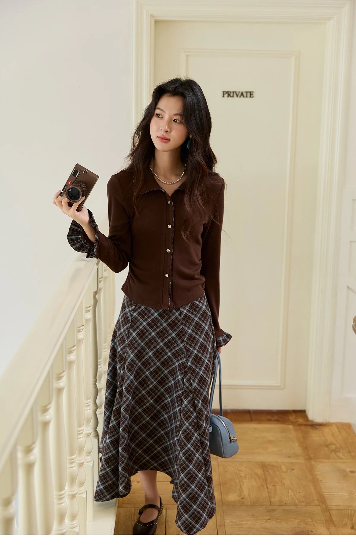 MISHOW Irregular Plaid Skirt 2025 Winter Retro Contrasting Skirt Female High Waist A-LINE Casual Skirts Office Lady MXE47B2436