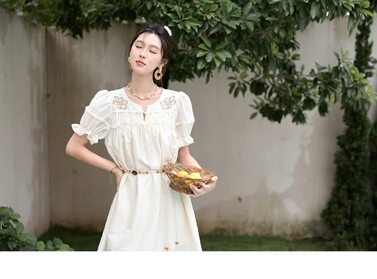 MISHOW Vacation Retro Sweet Dress for Women 2025 Summer Jacquard Embroidered Bubble Sleeve Dresses with Bohemian Belt MXD30L1864