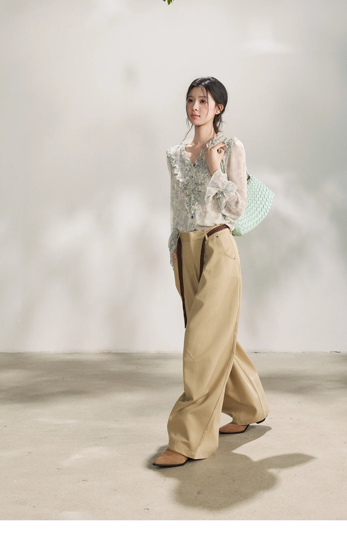 MISHOW Women's Khaki Wide Leg Pants 2026 Spring High Waist Belted Pants Rear Fake Pocket Design Casual Loose Trousers MXF13K1237