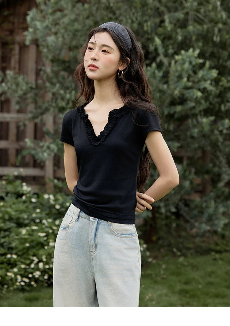 MISHOW Casual Summer T-shirts Women New 2025 Short Sleeve V-neck Solid Straight Shoulder Slimming Shirt Female Thin MXE35T0562