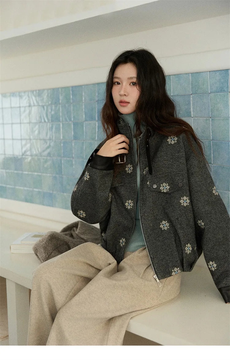 MISHOW Women's Wool Blend Jacket 2025 Winter Retro Small Flower Embroidery Decorated Coat Turtleneck Zipper Jacket MXE86W0906