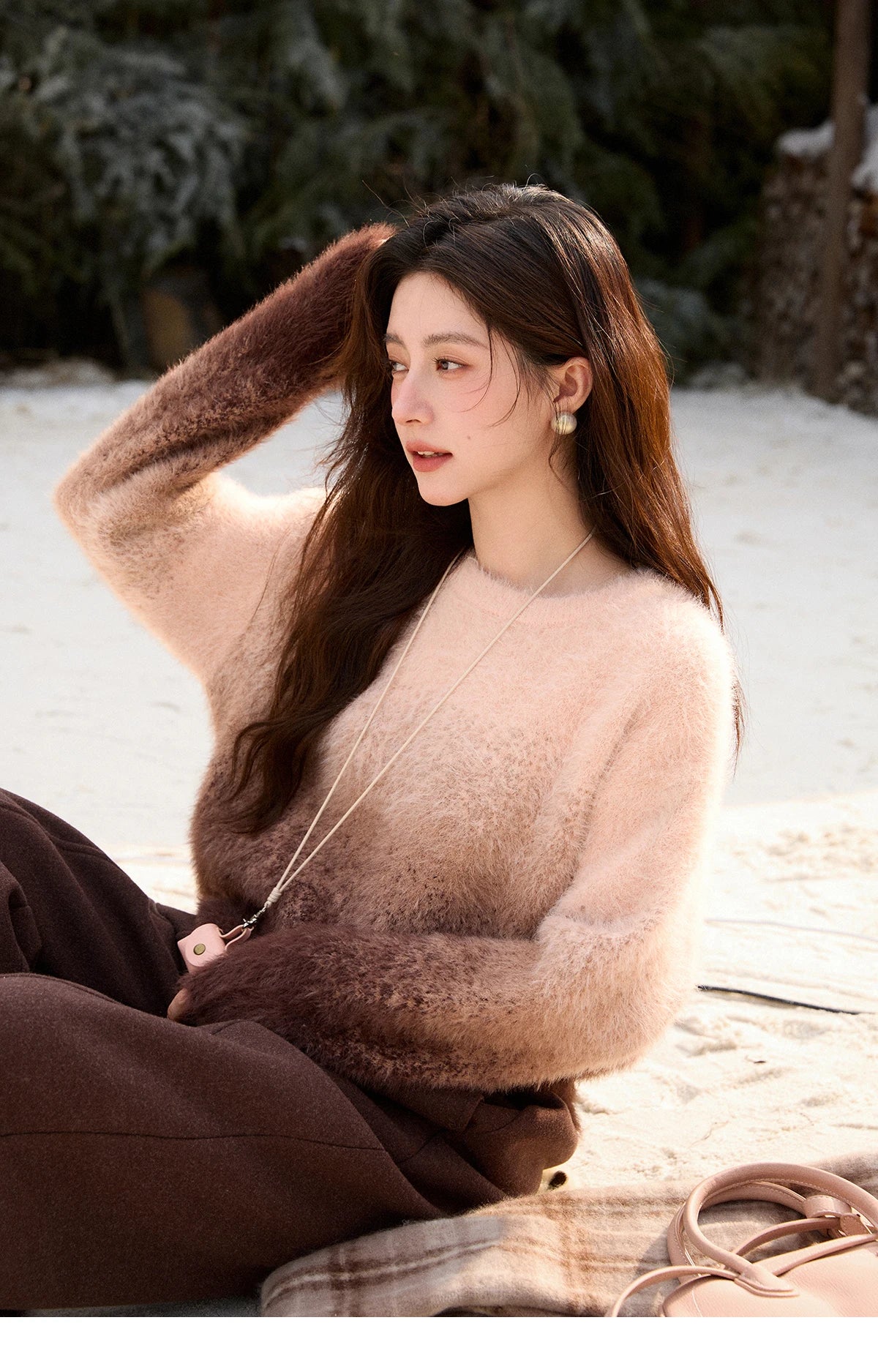 MISHOW Gradient Faux Mink Plush Sweater for Women Autumn Winter 2025 Round Neck Warm Top Thickened Knitted Sweater MXE92Z2850