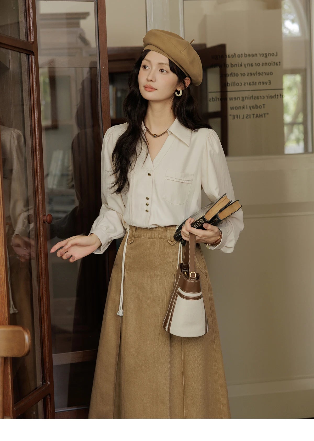 MISHOW Women's Long Sleeved Shirt 2024 Autumn French Minimalist Lapel V Neck Commuter Shirt Retro Button Office Lady MXD43C0306