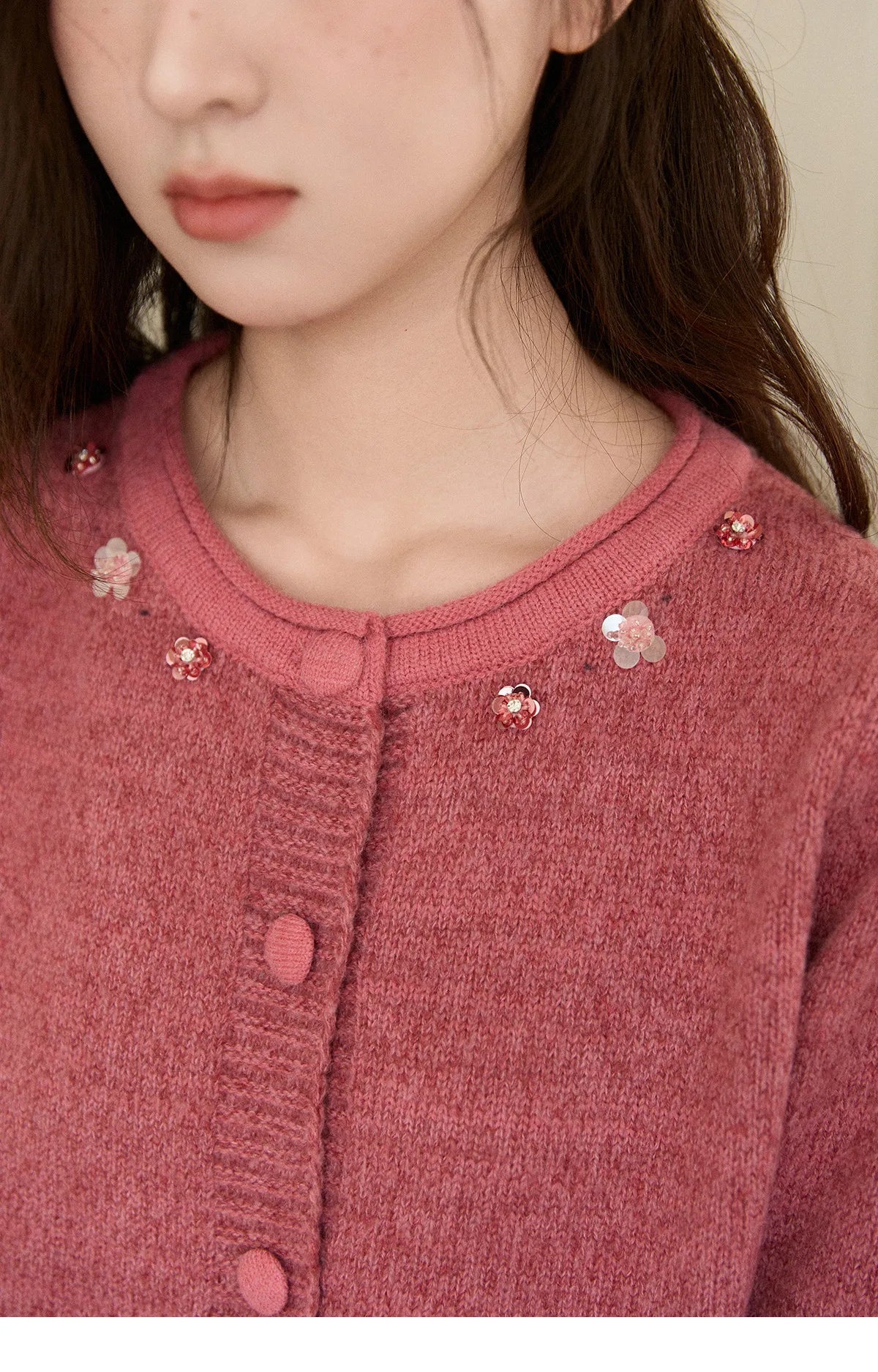 MISHOW Rose Red Sequin Beaded Floral Cardigan 2025 Winter Slight Puff Sleeve O-Neck Sweater Thick Warm Short Knitwear MXE93Z2808